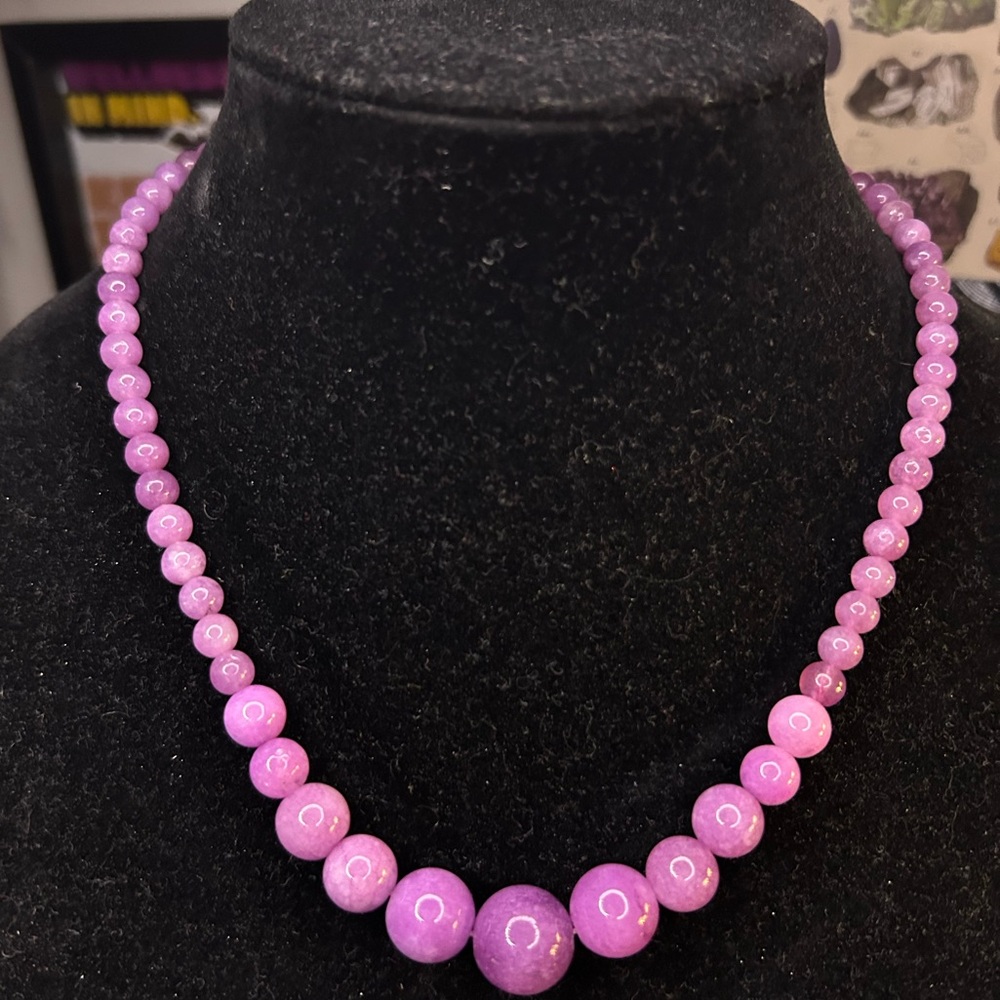 Elegant Kunzite Beaded Necklace